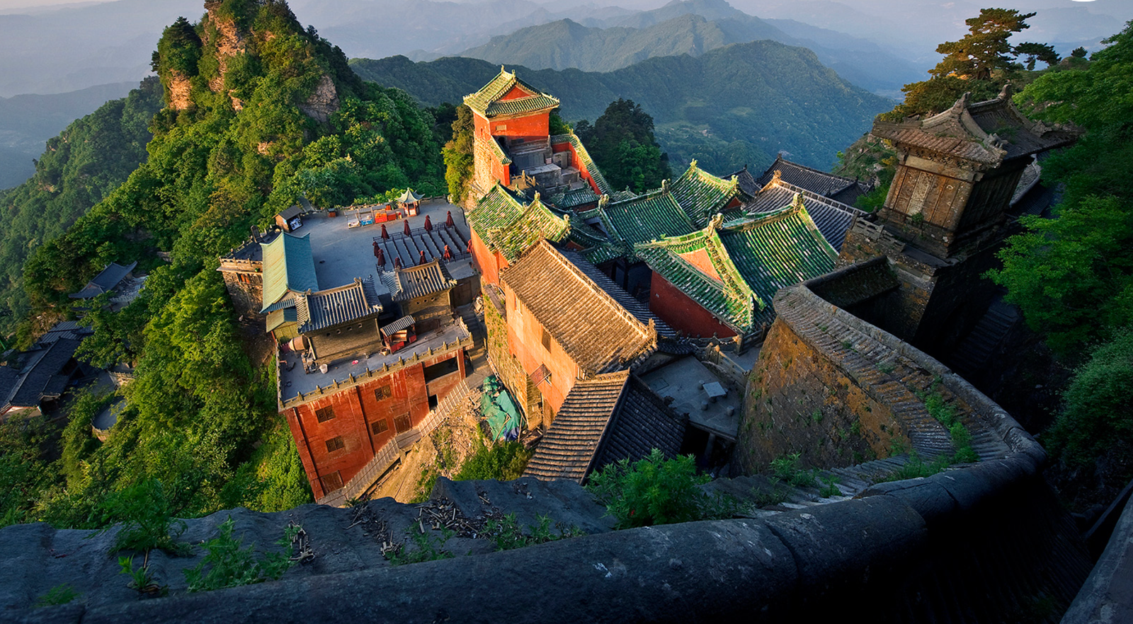 คุณเกรียงไกร